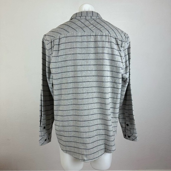 NWT House of Triot Soft Flannel Shirt - Picture 7 of 7